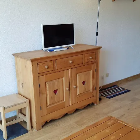 Apartment Renove Aux Deux Alpes, Pied Des Pistes, Balcon, Parking - Fr-1-516-28 *